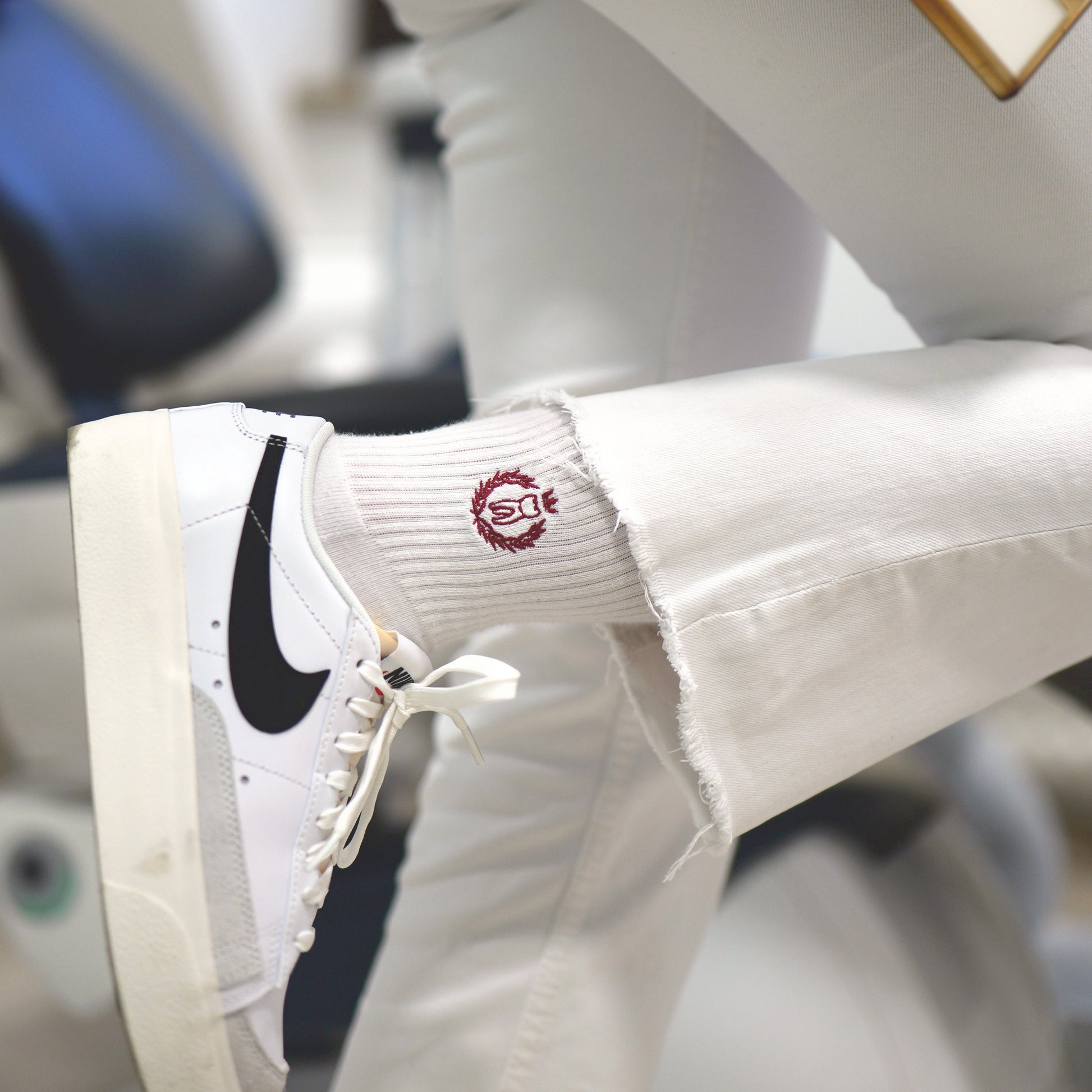 lorbeer kranz zahn socken mit krone